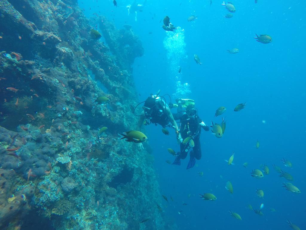 Ocean View Tulamben Dive & Resort Ngoại thất bức ảnh