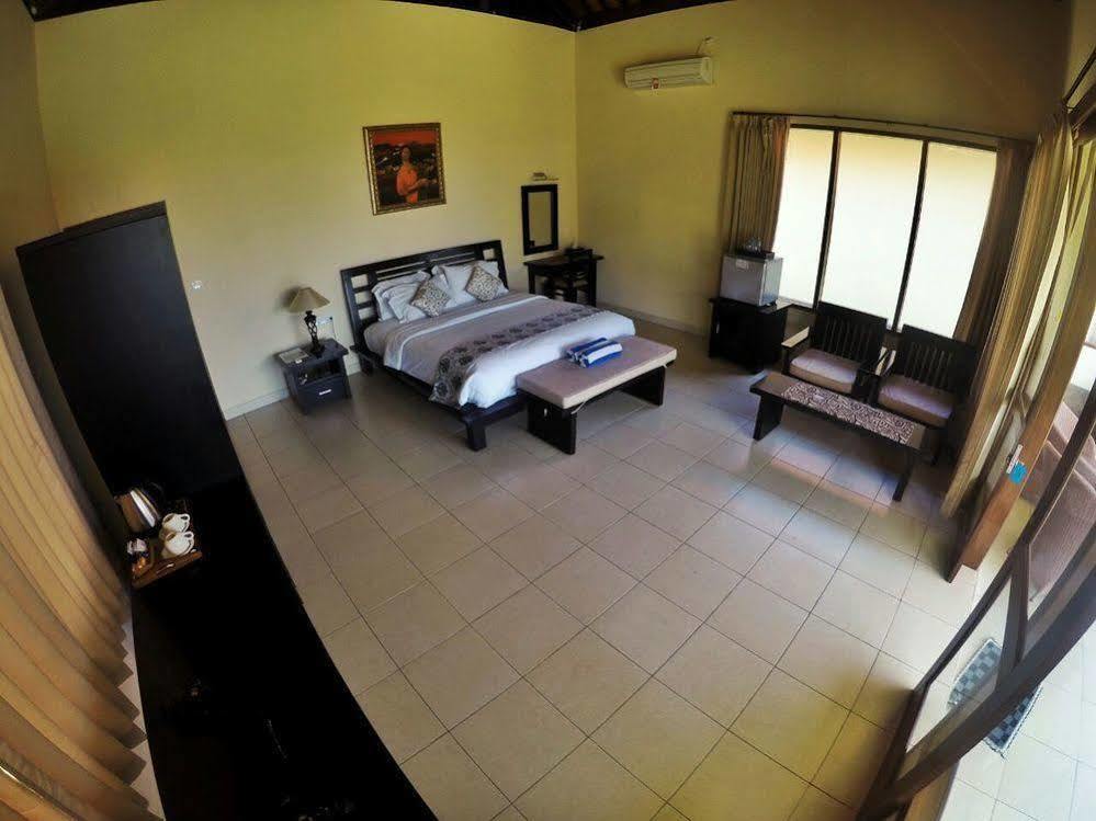 Ocean View Tulamben Dive & Resort Ngoại thất bức ảnh