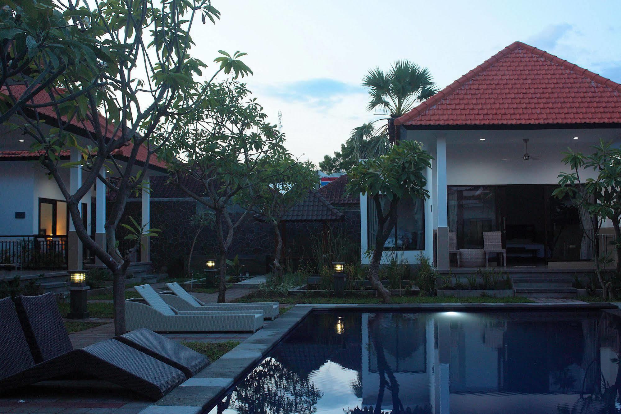 Ocean View Tulamben Dive & Resort Ngoại thất bức ảnh